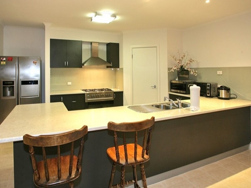 9 Violet Way, Point Cook VIC 3030