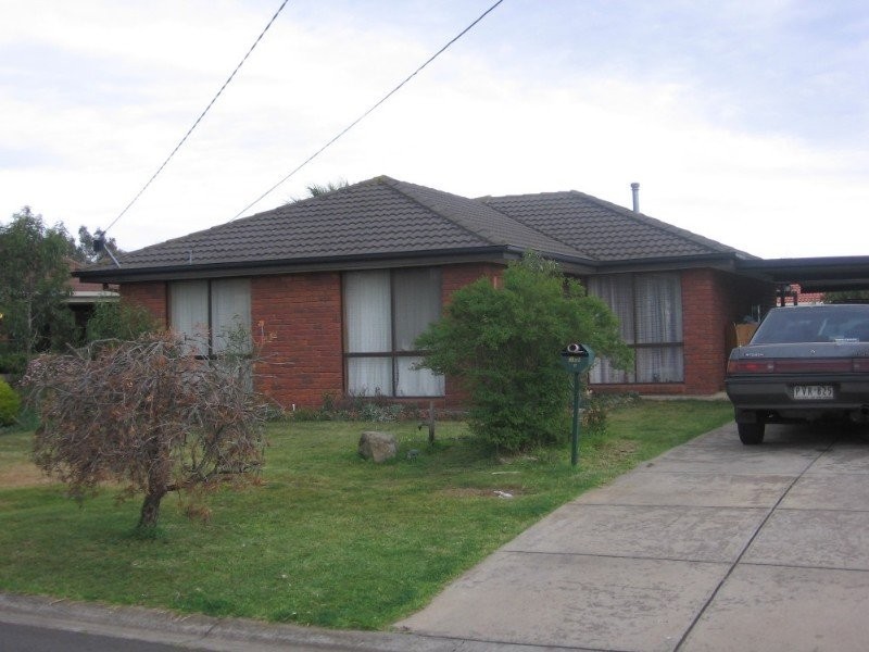 17 Esther Court, Seabrook VIC 3028