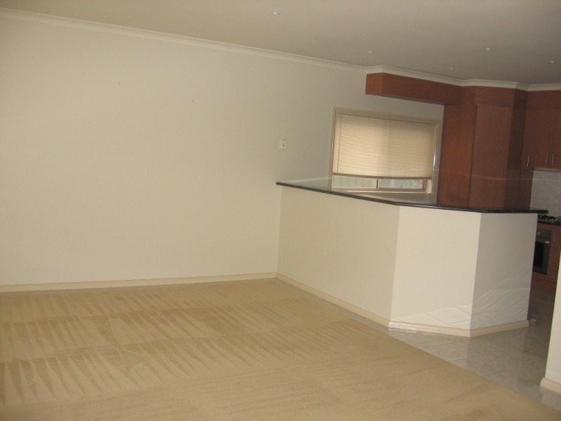 13 Friar Park, Point Cook VIC 3030