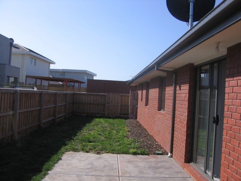 3 Bluestone Court, Point Cook VIC 3030
