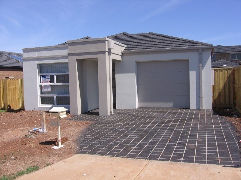 34 Felicity Drive, Tarneit VIC 3029