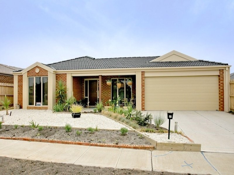 37 NEPTUNE DRIVE, Point Cook VIC 3030
