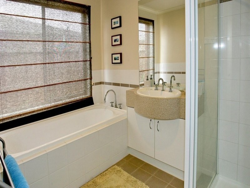 37 NEPTUNE DRIVE, Point Cook VIC 3030