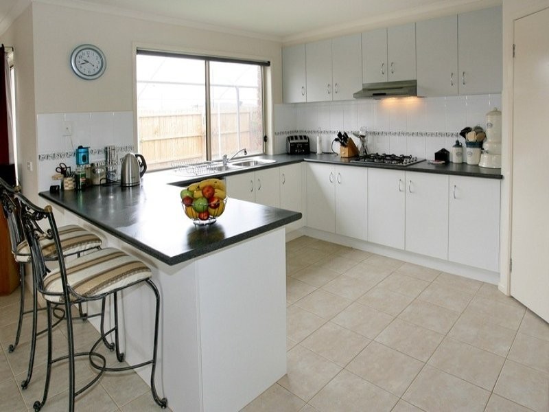 37 NEPTUNE DRIVE, Point Cook VIC 3030