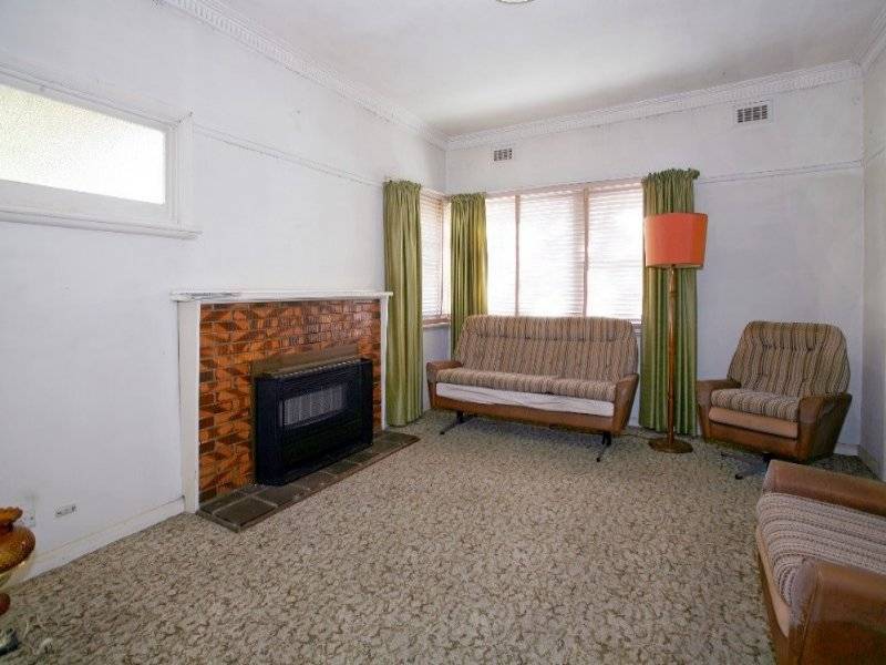1 Langtree Court, Blackburn VIC 3130