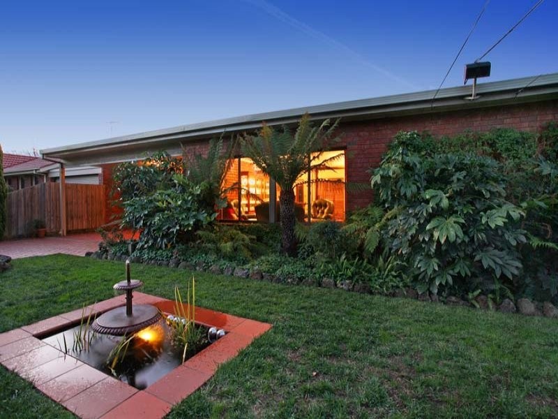 29 Victor Crescent, Forest Hill VIC 3131