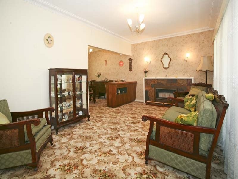 29 Rosalind Crescent, Blackburn VIC 3130