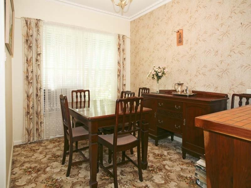 29 Rosalind Crescent, Blackburn VIC 3130