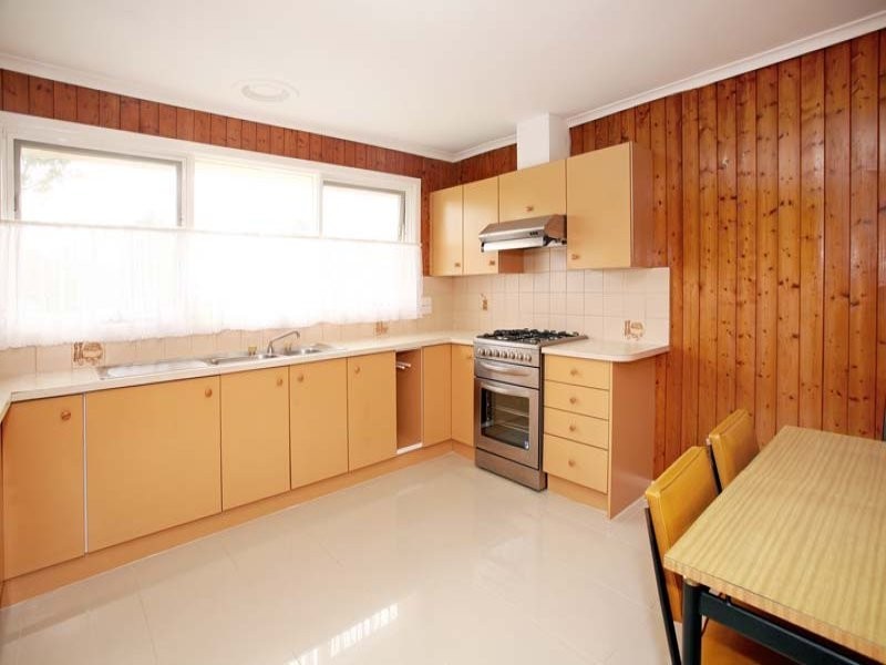 33 Toogoods Rise, Box Hill North VIC 3129