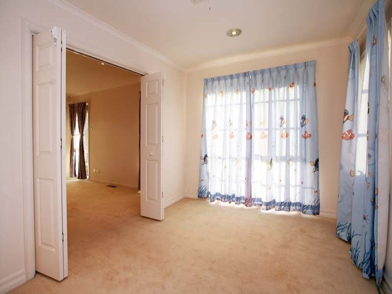 7 Jessica Close, Wantirna South VIC 3152