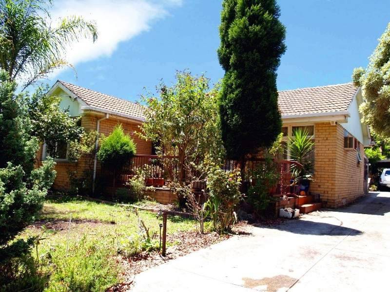 15 McClares Road, Vermont VIC 3133