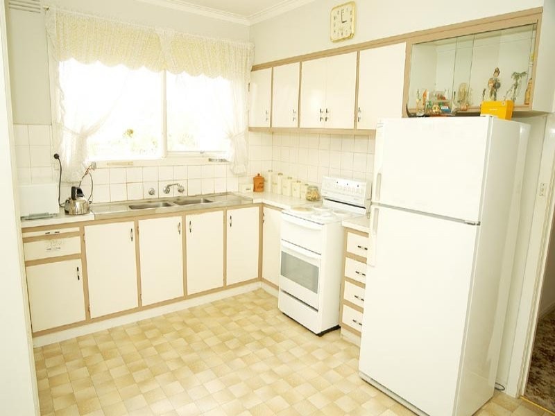45 Eram Road, Box Hill North VIC 3129