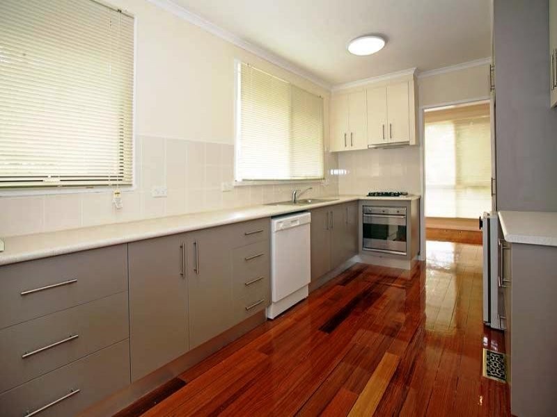 1 Gordon Crescent, Blackburn VIC 3130