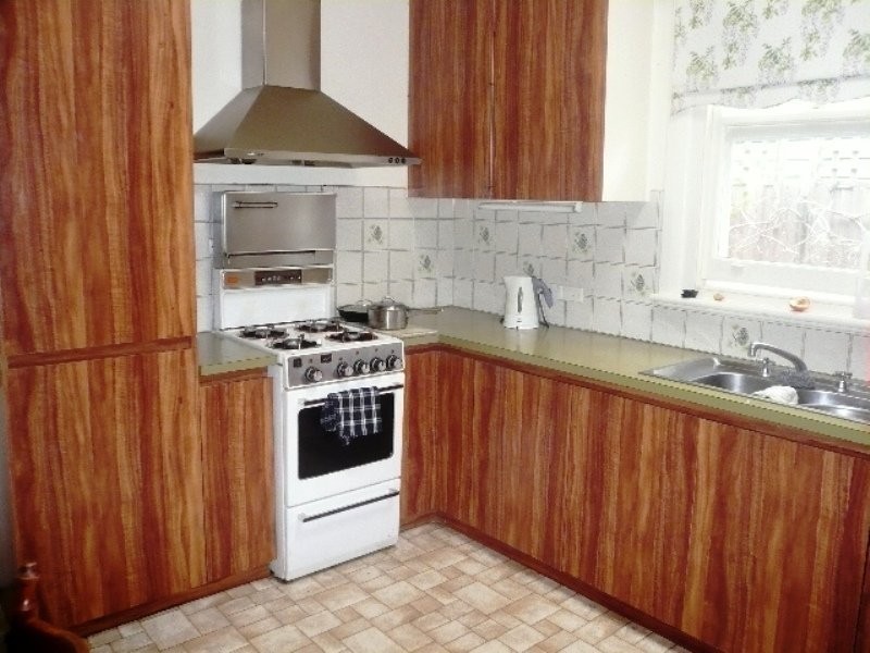 33 Main Street, Blackburn VIC 3130