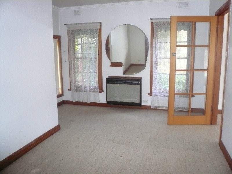 301 Station Street, Box Hill South VIC 3128