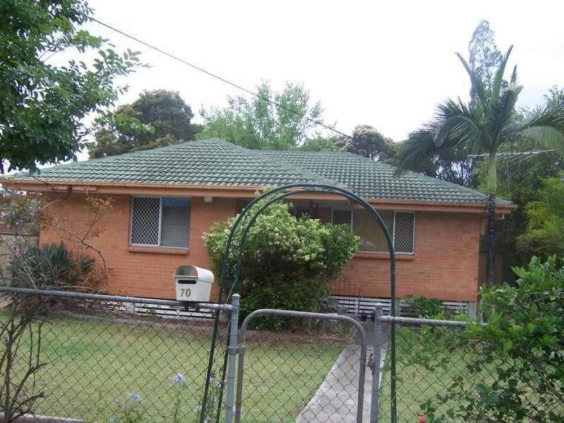 70 Jacaranda Ave, Logan Central QLD 4114