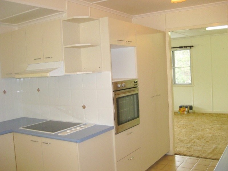 12 Marnham St, Acacia Ridge QLD 4110