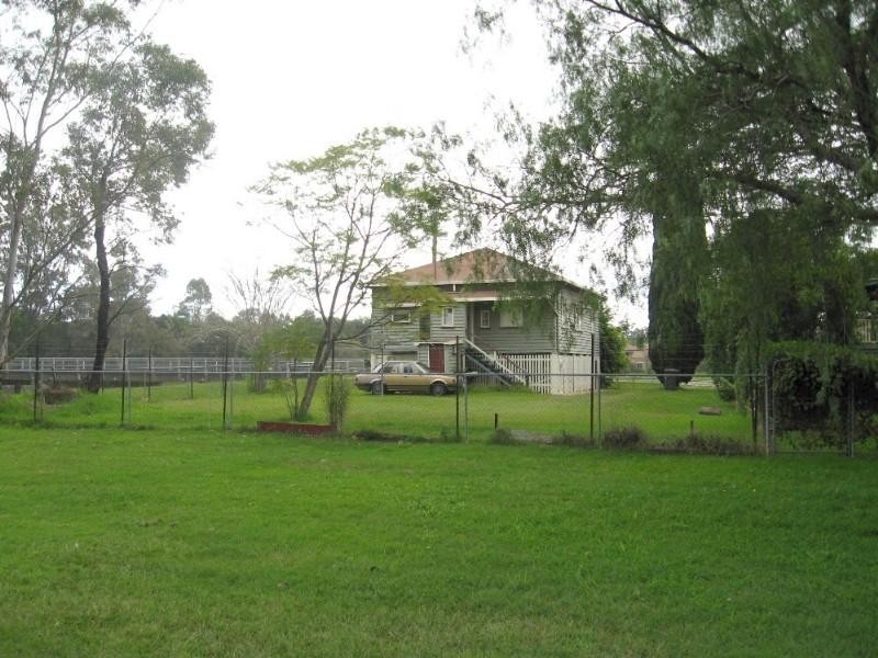 11 Montrose St, Gordon Park QLD 4031