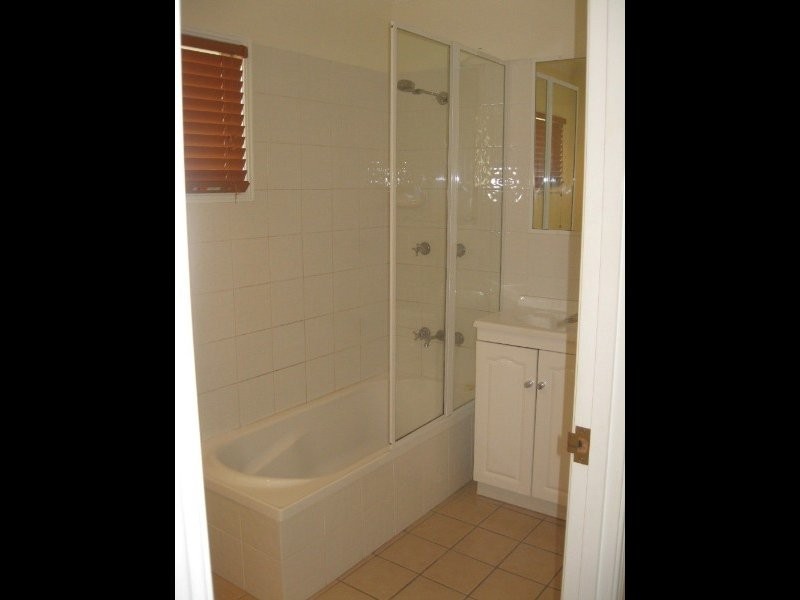 60 Agincourt Street, Grange QLD 4051