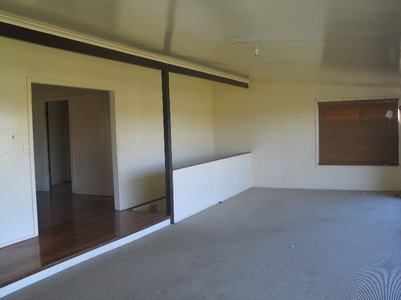 4 Hendon Street, Newmarket QLD 4051