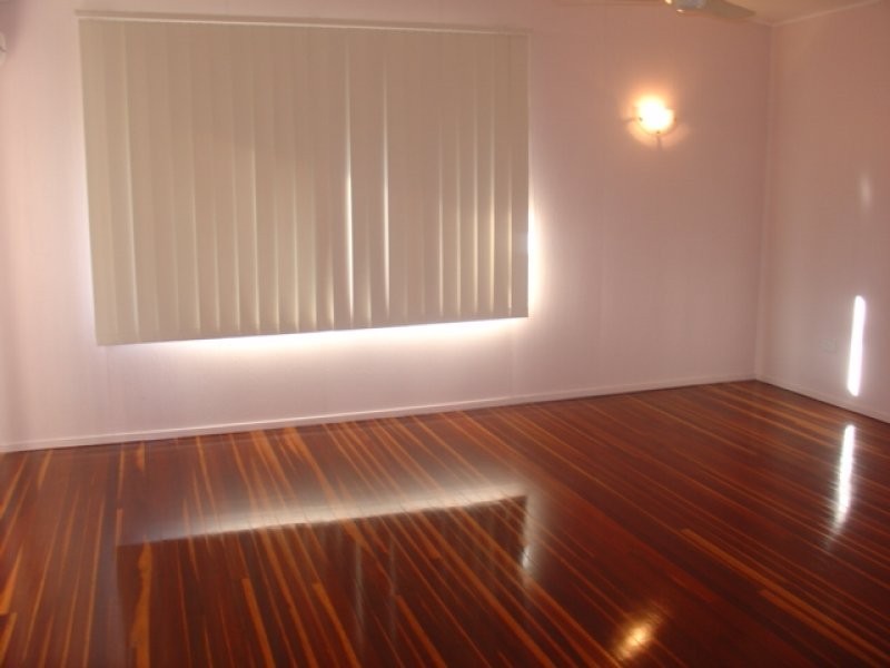 64 Stoneleigh St, Albion QLD 4010