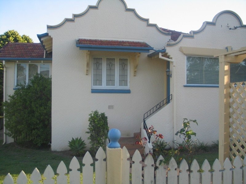 13 Norman Street, Wooloowin QLD 4030