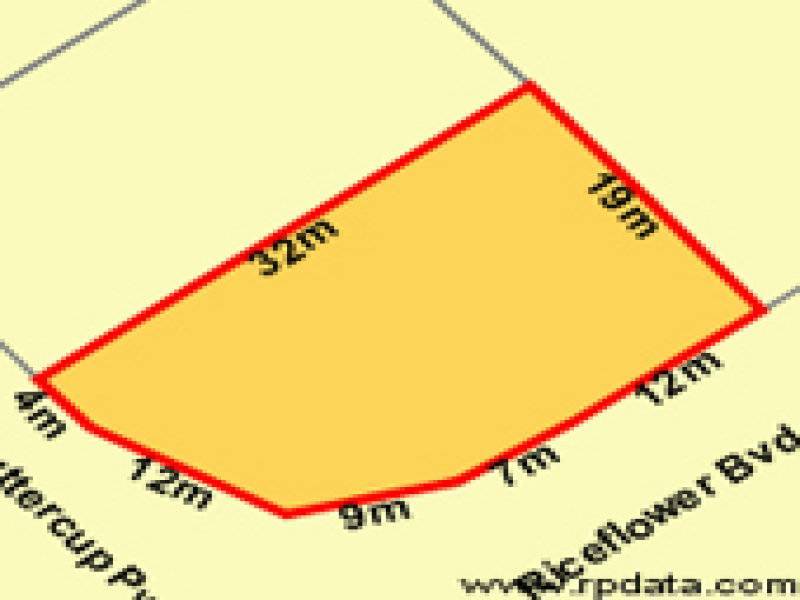 15 Buttercup Parkway, Halls Head WA 6210