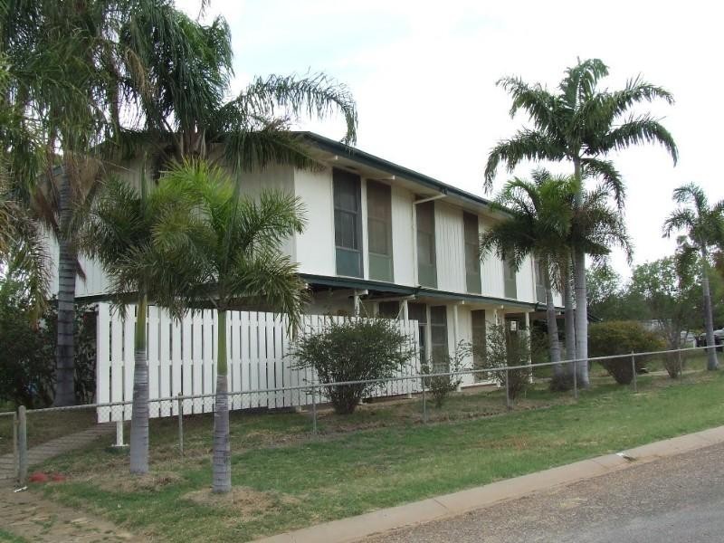161 Crane Street, Longreach QLD 4730