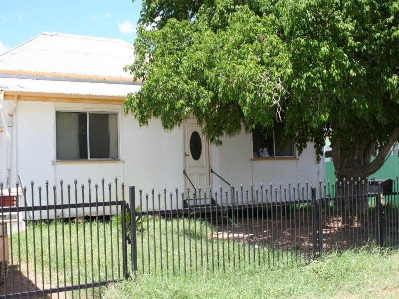 44 Brodie, Hughenden QLD 4821