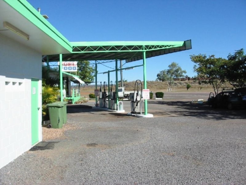 Flintstones Dinner & Van Park, 17 Page, Hughenden QLD 4821