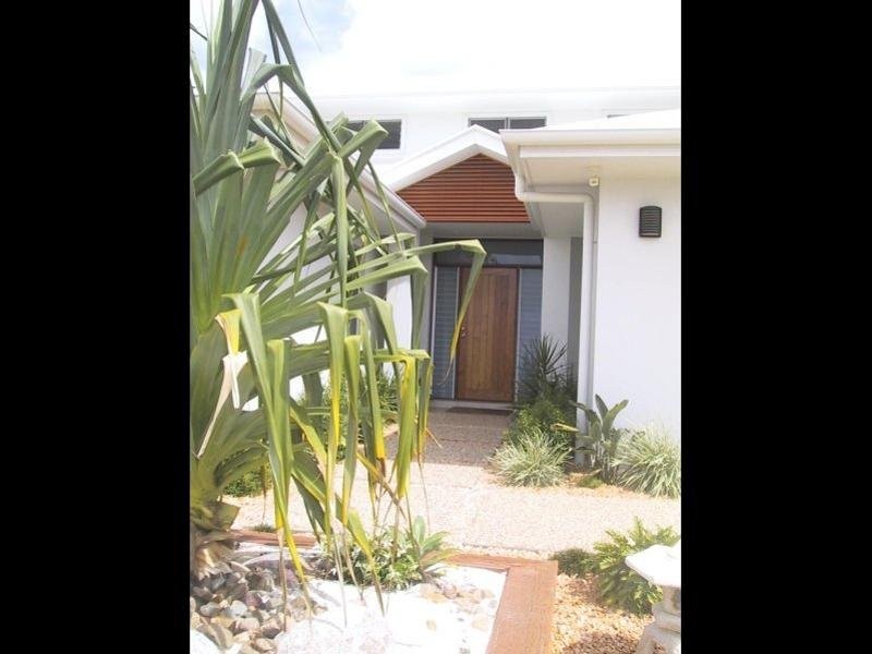 12 Parsons Bank Drive, Twin Waters QLD 4564
