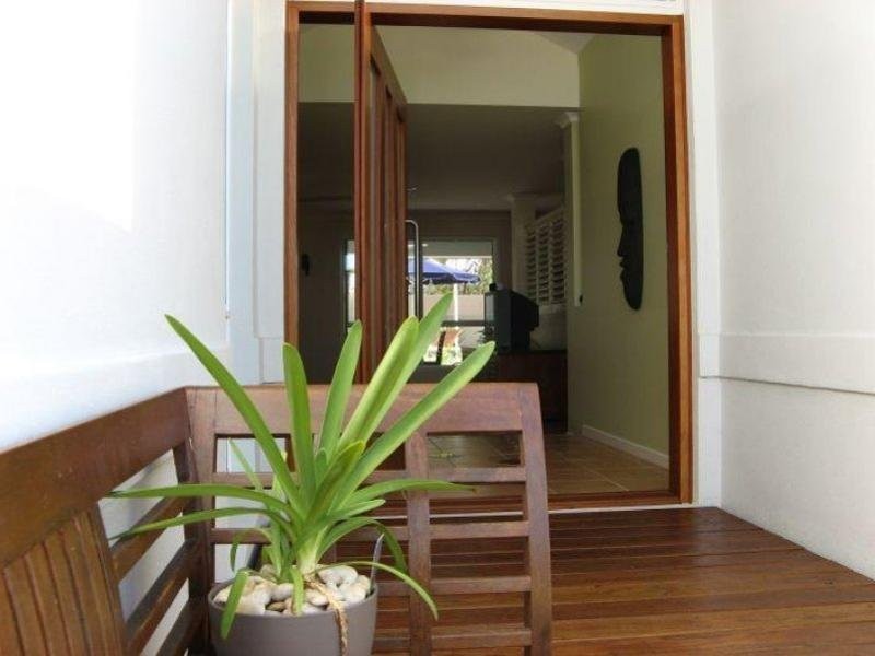 6 Peatling Lane, Twin Waters QLD 4564