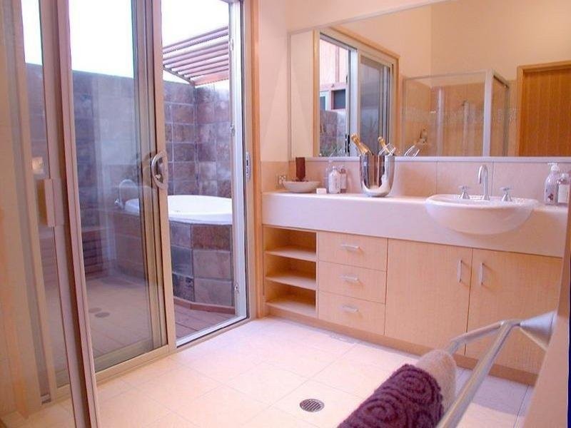 3B North Beach Place, Mudjimba QLD 4564