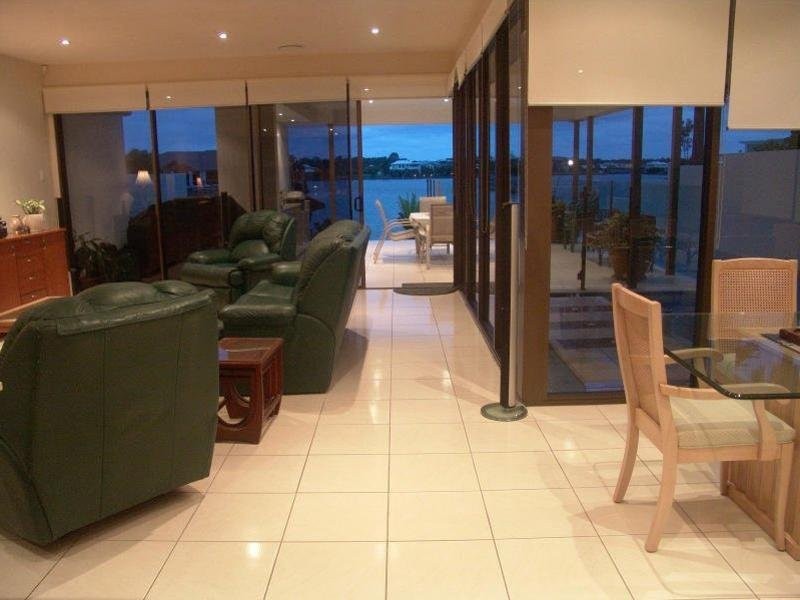 12 Staysail Place, Twin Waters QLD 4564