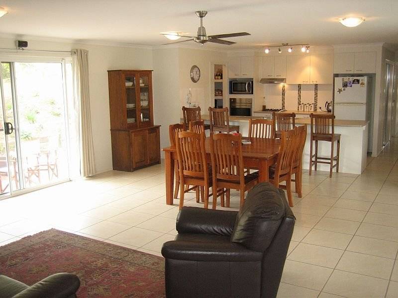 5 Warrener Place, Maroochy River QLD 4561