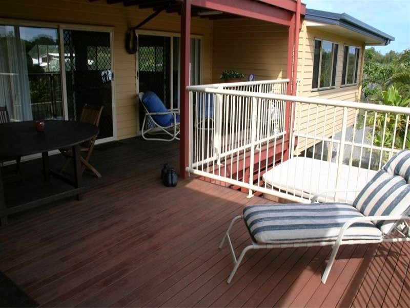 39 Lakeside Drive, Peregian Beach QLD 4573