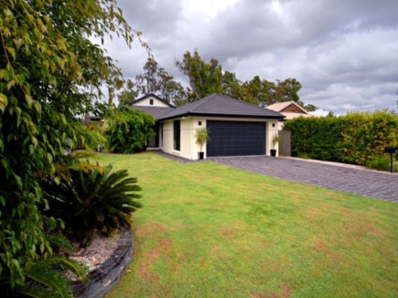 21 Lakeside Drive, Peregian Springs QLD 4573