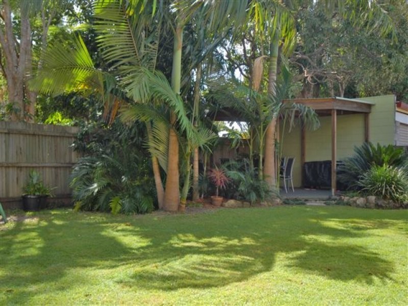 40 Palm Avenue, Coolum Beach QLD 4573