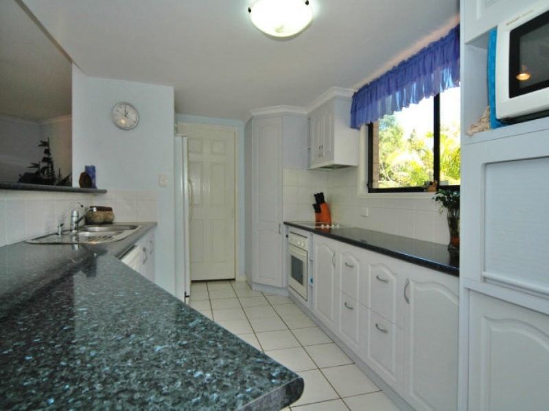 35 Lakeside Drive, Weyba Downs QLD 4562