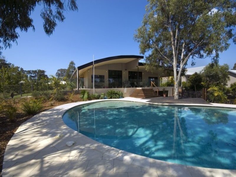 5 Lakeside Drive, Peregian Beach QLD 4573