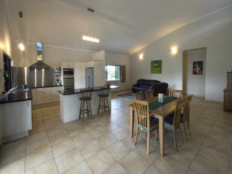 5 Lakeside Drive, Peregian Beach QLD 4573