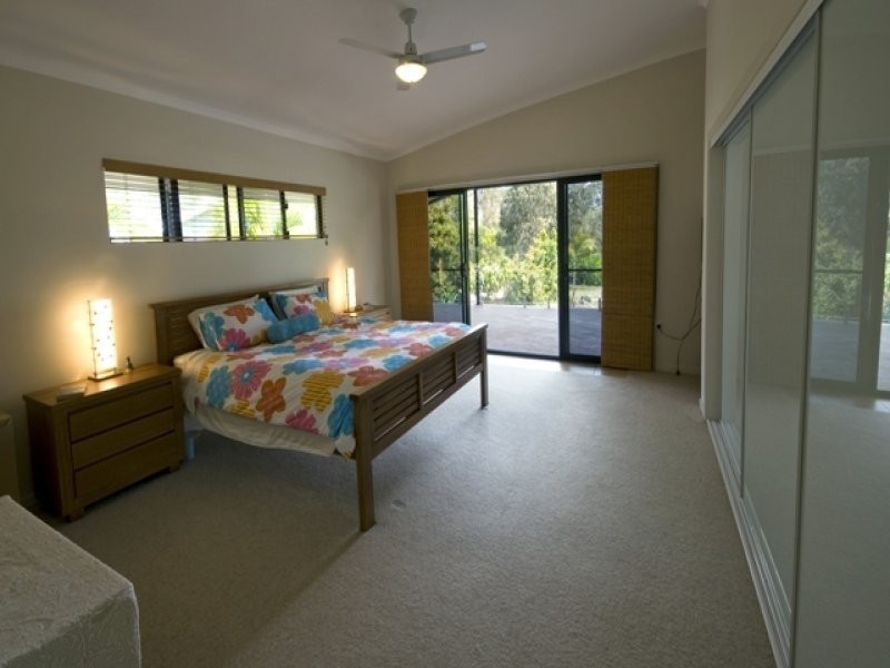 5 Lakeside Drive, Peregian Beach QLD 4573