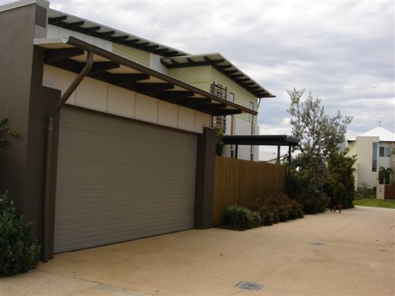 28 Boardrider Crescent, Mount Coolum QLD 4573