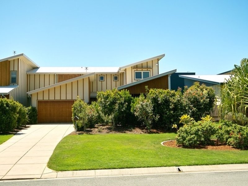 3B North Beach Place, Mudjimba QLD 4564