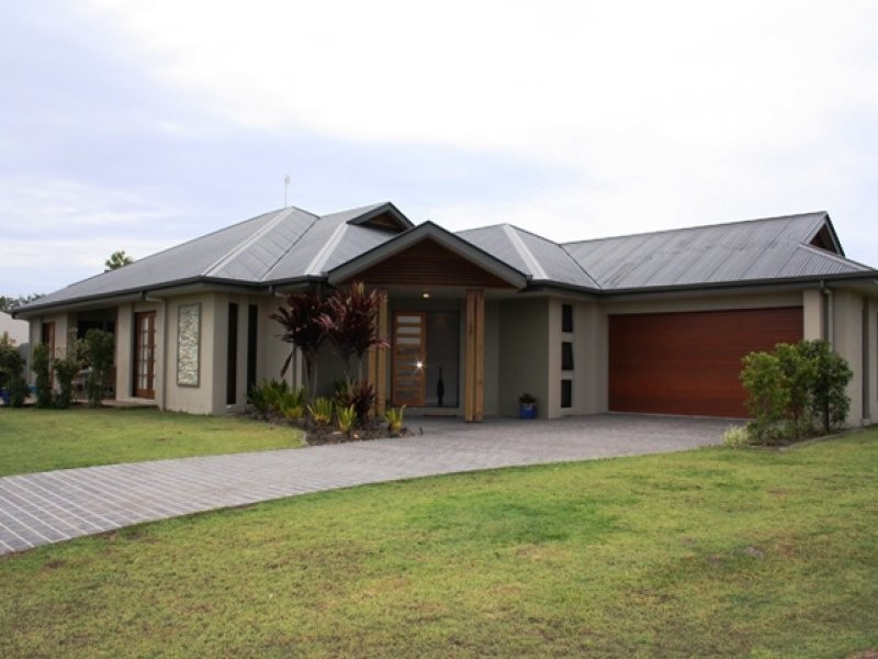 115 The Avenue, Peregian Springs QLD 4573