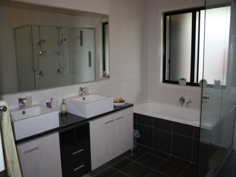 115 The Avenue, Peregian Springs QLD 4573