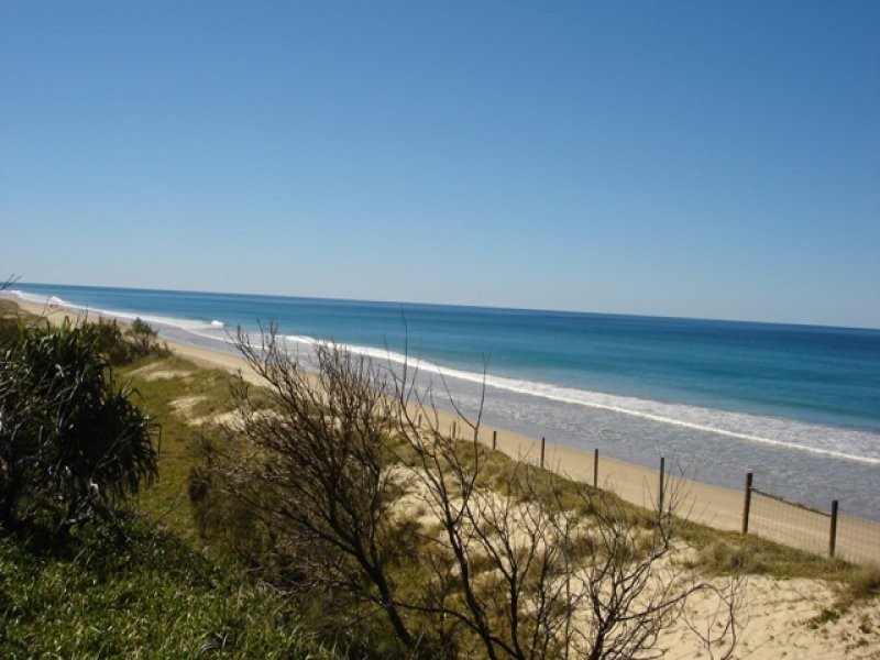 7 Beach Haven Place, Mount Coolum QLD 4573