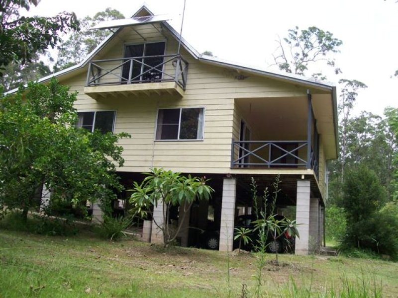 182 Hidden Valley Rd, North Arm QLD 4561