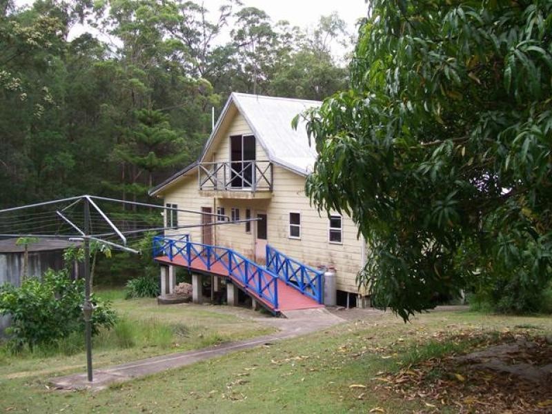 182 Hidden Valley Rd, North Arm QLD 4561