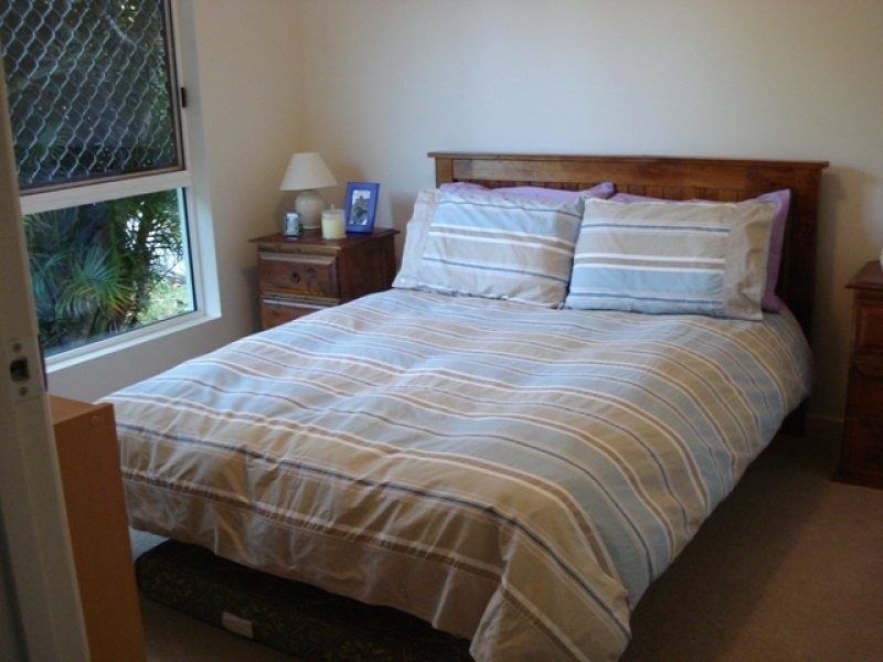 1/5 Karome Street, Pacific Paradise QLD 4564